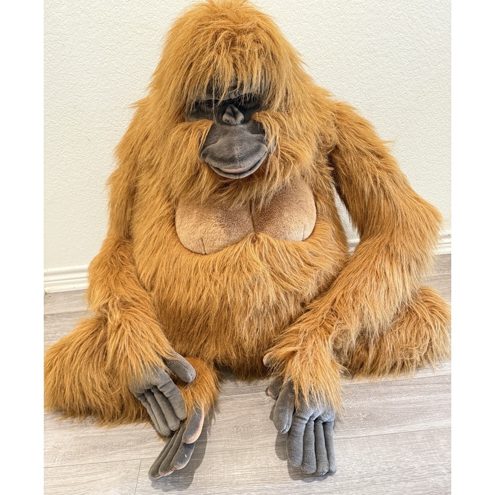 Rare FAO SCHWARZ Jumbo Orangutan Life Like
